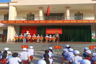 TRƯỜNG TIỂU HỌC NINH TIẾN TỔ CHỨC CHUYÊN ĐỀ “MỖI TUẦN MỘT CÂU CHUYỆN ĐẸP, MỘT CUỐN SÁCH HAY, MỘT TẤM GƯƠNG SÁNG” VÀ PHÁT ĐỘNG PHONG TRÀO THI ĐUA HỘI HỌC – HỘI GIẢNG CHÀO MỪNG NGÀY 15/10; 20/10 VÀ 20/11