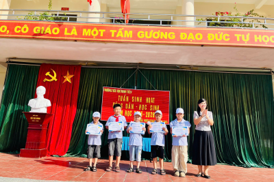 TRƯỜNG TIỂU HỌC NINH TIẾN TỔNG KẾT VÀ TRAO GIẢI CUỘC THI “TÌM KIẾM TÀI NĂNG MC SONG NGỮ 2025”
