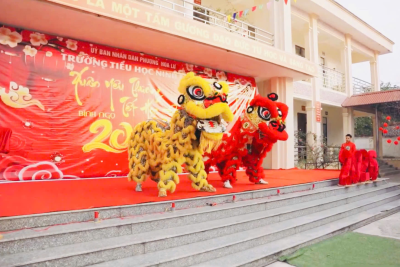 TRƯỜNG TIỂU HỌC NINH TIẾN TỔ CHỨC THÀNH CÔNG CHƯƠNG TRÌNH “XUÂN ĐẦM ẤM – TẾT HỌC ĐƯỜNG” NĂM 2026