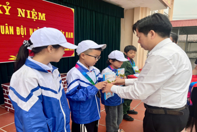 LIÊN ĐỘI TIỂU HỌC NINH TIẾN LAN TỎA NIỀM TỰ HÀO QUA CÁC HOẠT ĐỘNG CHÀO MỪNG NGÀY THÀNH LẬP QUÂN ĐỘI NHÂN DÂN VIỆT NAM – 22/12