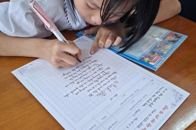 TRƯỜNG TIỂU HỌC NINH TIẾN – SÔI NỔI, NGHIÊM TÚC TRONG HỘI THI VIẾT CHỮ ĐÚNG VÀ ĐẸP CẤP TRƯỜNG